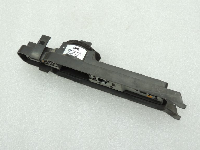 FORD Focus I aizmugurējais lukturis XS4X13N004EC
