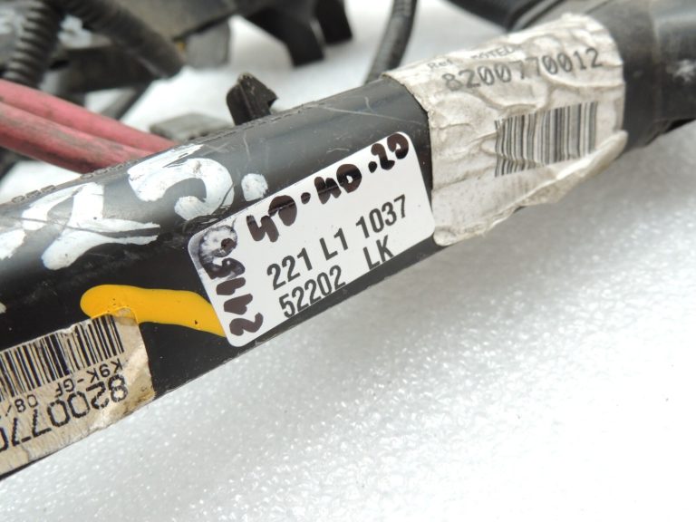Renault Clio III 3 1.5DCi K9K 766 Dzinēja elektroinstalācija 8200770012