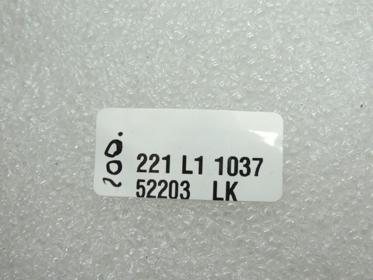 Renault Laguna II Hečbeks Aizmugurējā parkošanās palīgierīces vadu instalācija ar sensoru 8200049263