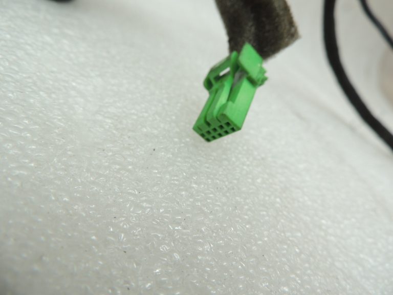 Volvo V50 bagāžnieka vāka elektroinstalācijas instalācija 30724275 30762136