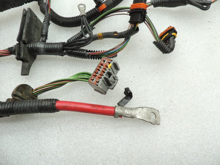 Volvo V70 II S80 S60 2,4i B52244S benzīna dzinēja elektroinstalācijas instalācija 8637783