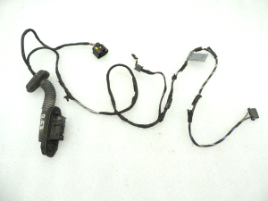 BMW E60 salona aizmugurējo durvju elektroinstalācijas siksna kreisā vai labā 6926480