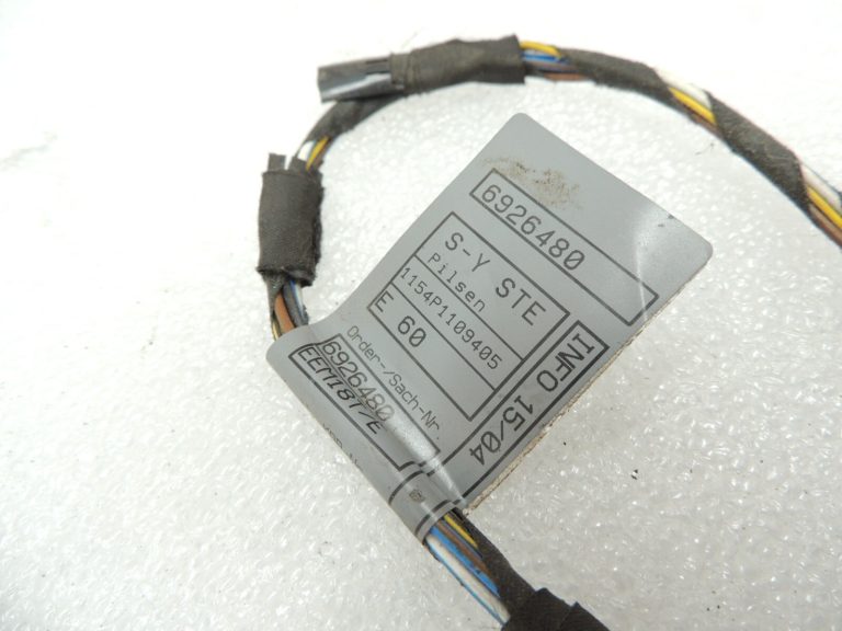 BMW E60 salona aizmugurējo durvju elektroinstalācijas siksna kreisā vai labā 6926480
