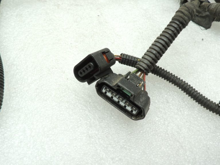 Opel Astra H 1,7CDTi Z17DTH Dzinēja elektroinstalācija 55352107 Neliels defekts!