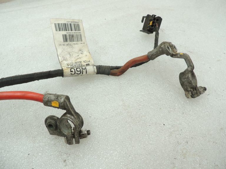 Opel Astra H akumulatora vadu instalācija 24468364 55561071 W6G Mazs defekts