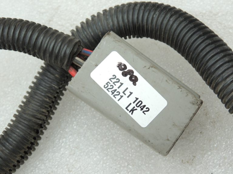 Opel Astra H Zafira B Z22YH Radiatora ventilatora vadu instalācija 13125786 HWB