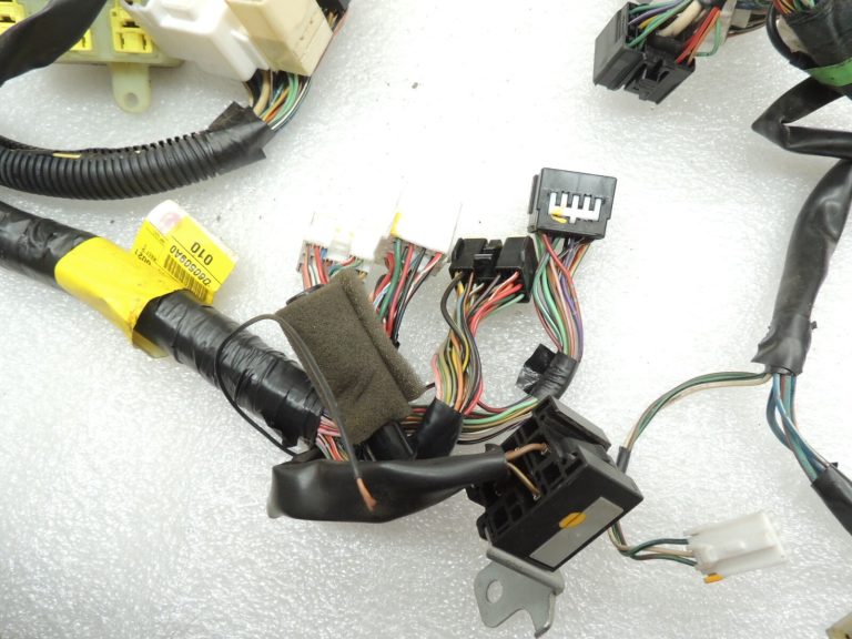 Opel Frontera B 2,2DTi instrumentu paneļa vadu instalācija 91160509 A7K