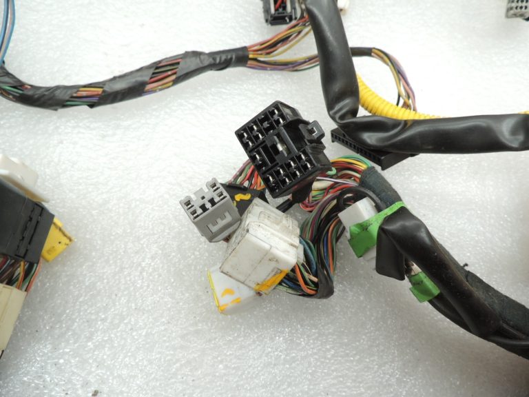 Opel Frontera B 2,2DTi instrumentu paneļa vadu instalācija 91160509 A7K