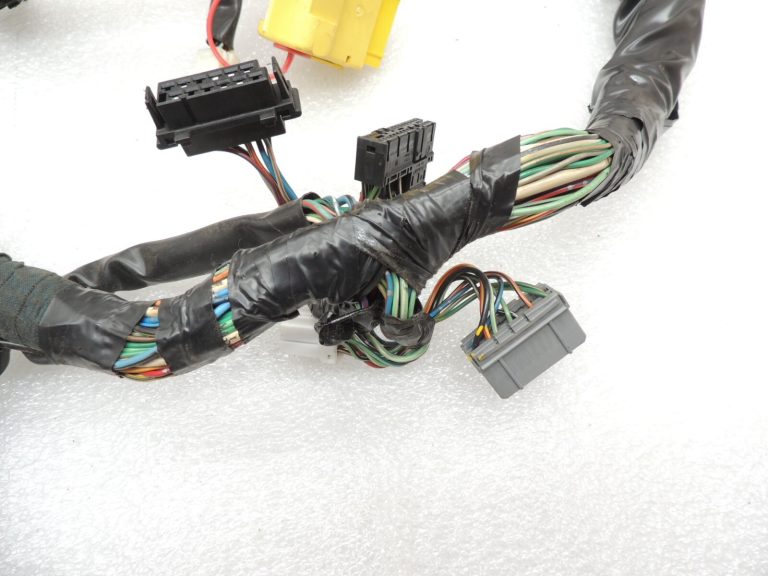 Opel Frontera B 2,2DTi instrumentu paneļa vadu instalācija 91160509 A7K