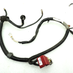 Suzuki Grand Vitara I SQ420 2.0i akumulatora spaile akumulatora vadu instalācija 3380051J01