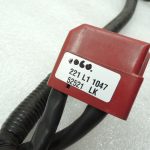 Suzuki Grand Vitara I SQ420 2.0i akumulatora spaile akumulatora vadu instalācija 3380051J01