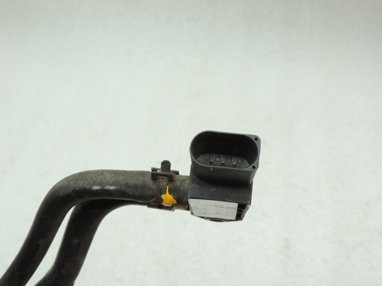 VW Tiguan 5N 08-11 2.0TDI Diferenciālā spiediena sensors 5N0131552D