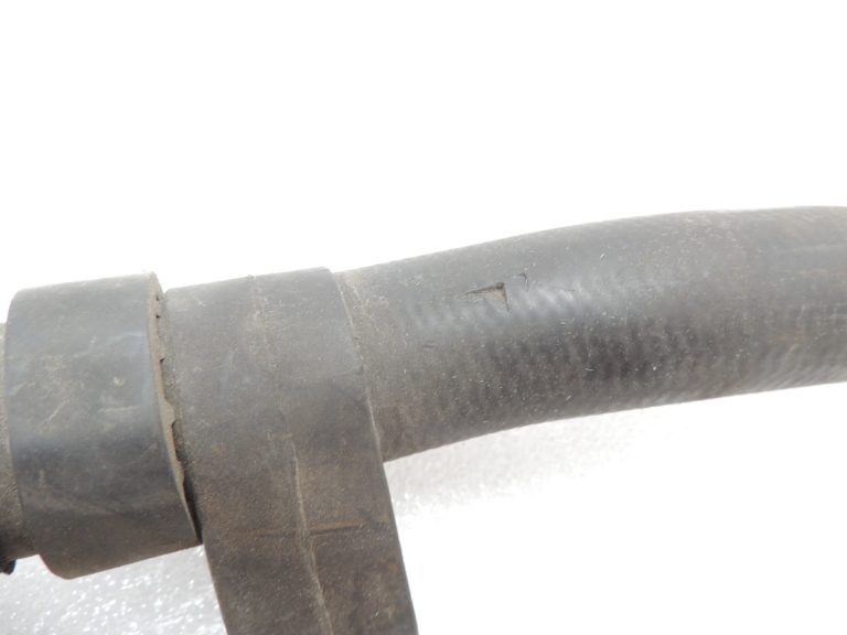 Oriģināla VW VAG SKODA dzesēšanas šķidruma šļūtene 5N0122051AJ