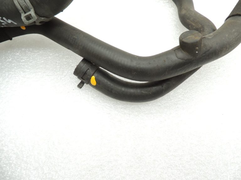 Oriģināla VW VAG SKODA dzesēšanas šķidruma šļūtene 5N0122051AJ