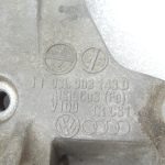VW Tiguan 5N 08-11 2.0TDI kronšteins Ģeneratora kronšteins 03L903143D