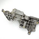 VW Tiguan 5N 08-11 2.0TDI kronšteins Ģeneratora kronšteins 03L903143D