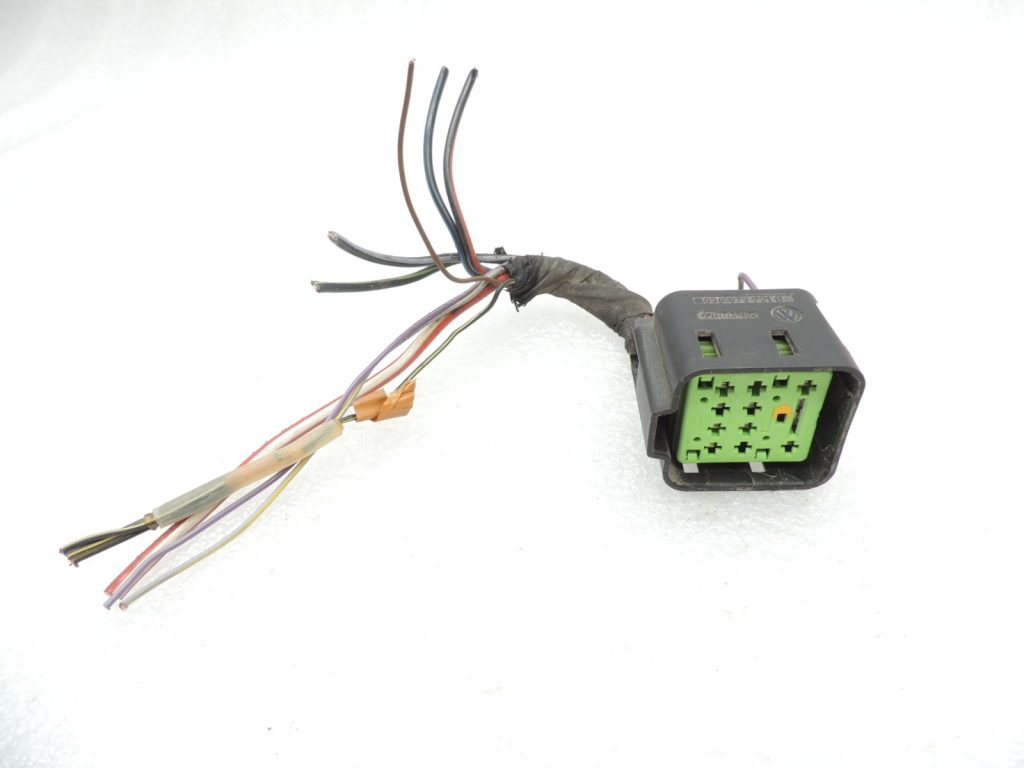 Oriģinālais VW Skoda Audi priekšsildīšanas releja kontaktdakšu remonta komplekts 11-pin 038973721B