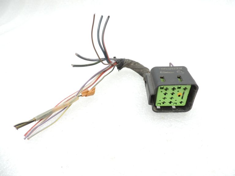 Oriģinālais VW Skoda Audi priekšsildīšanas releja kontaktdakšu remonta komplekts 11-pin 038973721B