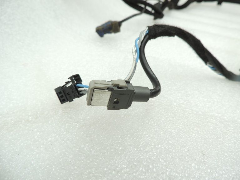 Peugeot 508 I LHD instrumentu paneļa vadu instalācija 9675646480
