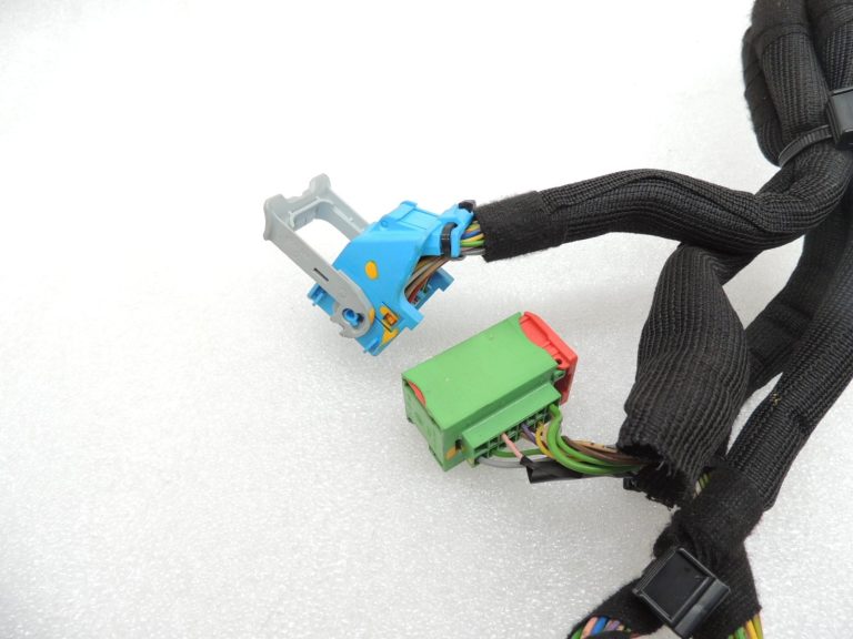 Peugeot 508 I LHD instrumentu paneļa vadu instalācija 9675646480