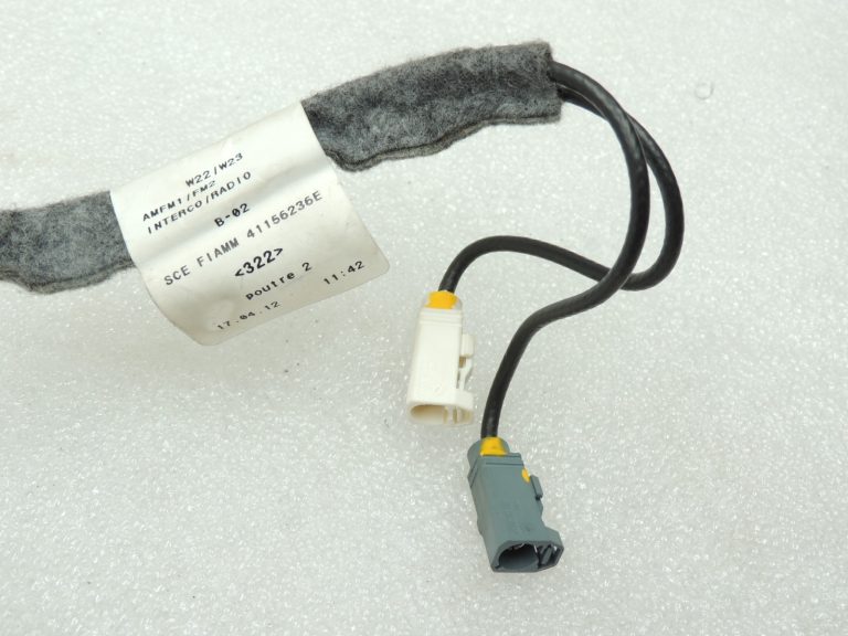 Peugeot 508 I antenas vadu instalācija antenas kabelis 9688876080
