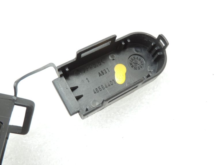 Oriģinālais FIAT Lancia Abarth startera motora kabeļa spailes vāks 46554401