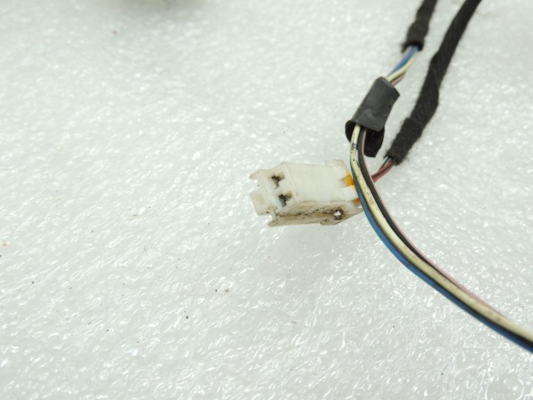 Fiat Panda 169 durvju elektroinstalācijas instalācija priekšējo kreiso durvju elektroinstalācijas instalācija 51733017