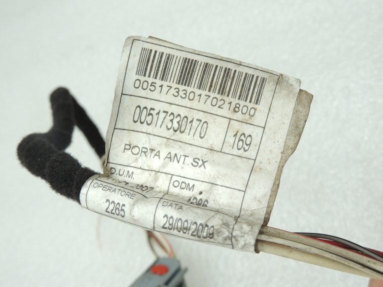 Fiat Panda 169 durvju elektroinstalācijas instalācija priekšējo kreiso durvju elektroinstalācijas instalācija 51733017