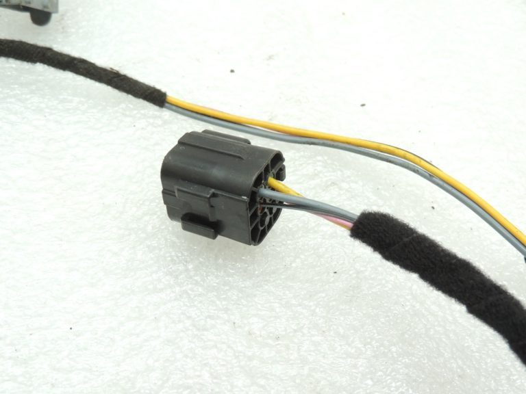 Fiat Panda 169 durvju elektroinstalācijas instalācija priekšējo labo durvju elektroinstalācijas instalācija 51733029