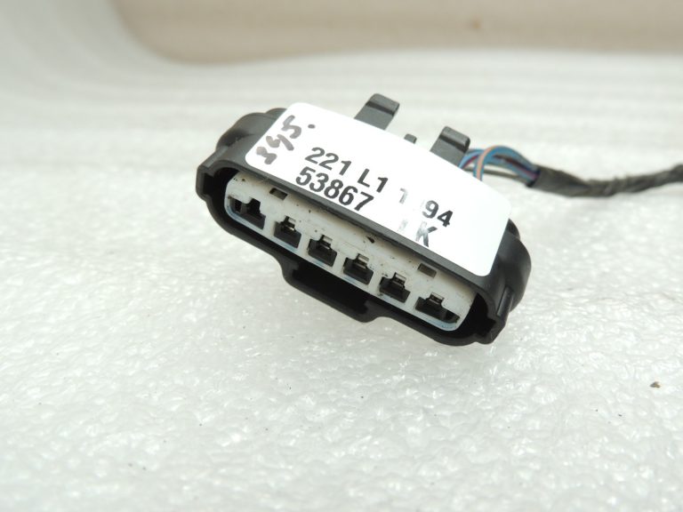 Toyota Rav4 II A20 trīsdurvju durvju elektroinstalācijas instalācija priekšējo labo durvju elektroinstalācijas instalācija 82151-42610