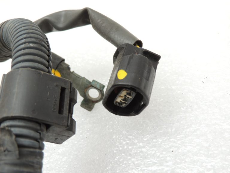 Toyota Rav4 II A20 1.8i benzīna 1ZZFE motora elektroinstalācija 8212142720
