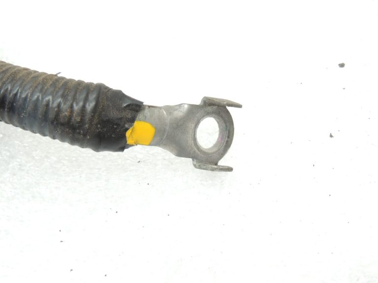 Mitsubishi Lancer VIII CX CX CY 1,8i 4B10 Akumulatora akumulatora kabelis 8524A011