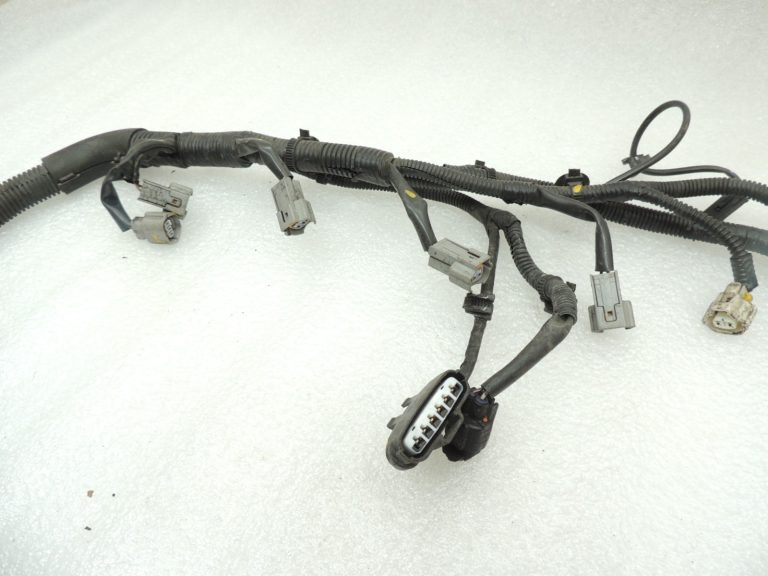 Mitsubishi Lancer VIII CX CX CY 1,8i 4B10 Dzinēja elektroinstalācija 8541A733 Dzinēja elektroinstalācija