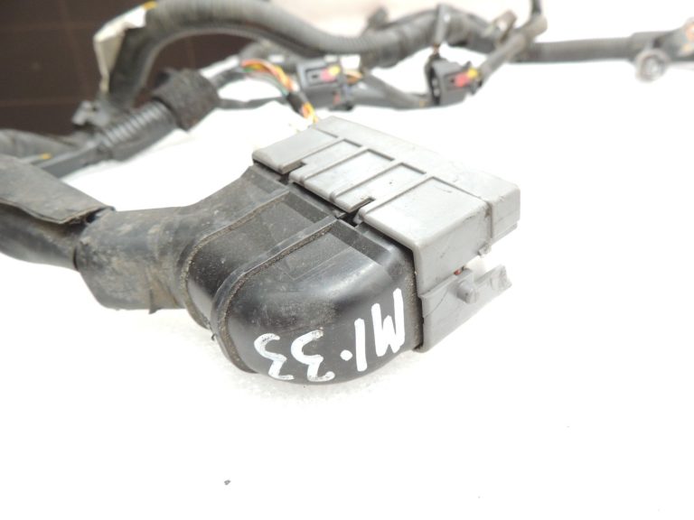 Mitsubishi Lancer VIII CX CX CY 1,8i 4B10 Dzinēja elektroinstalācija 8541A733 Dzinēja elektroinstalācija