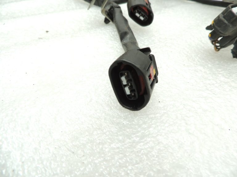 Mitsubishi Lancer VIII CX CX CY 1,8i 4B10 Dzinēja elektroinstalācija 8541A733 Dzinēja elektroinstalācija