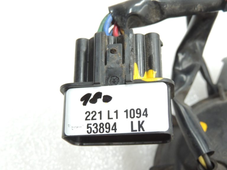 Mitsubishi Lancer VIII CX CY CY priekšējo halogēna lukturu vadu instalācija