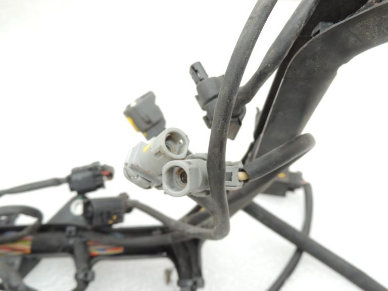 Mitsubishi Colt VI Z3 1,5Di-D M639 Dzinēja elektroinstalācija MN960278