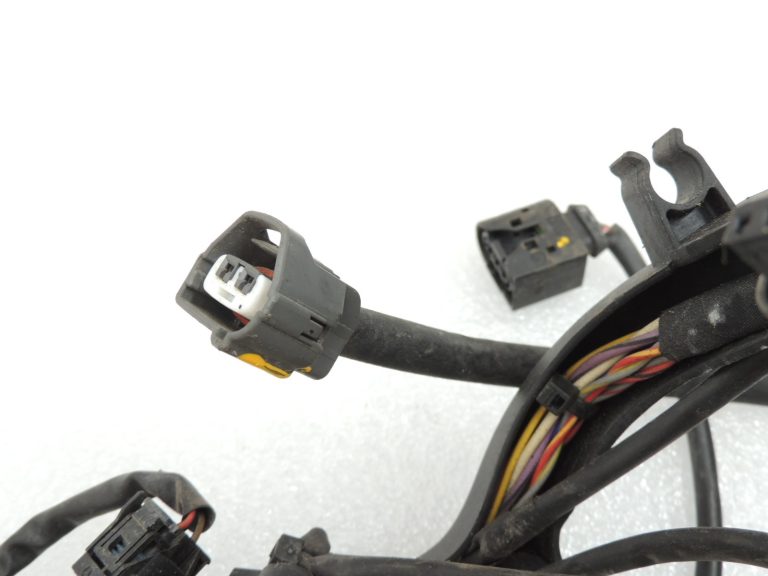 Mitsubishi Colt VI Z3 1,5Di-D M639 Dzinēja elektroinstalācija MN960278