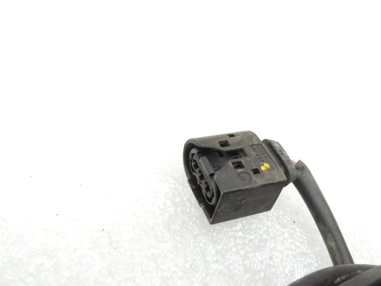 Mitsubishi Colt VI Z3 1,5Di-D M639 Dzinēja elektroinstalācija MN960278