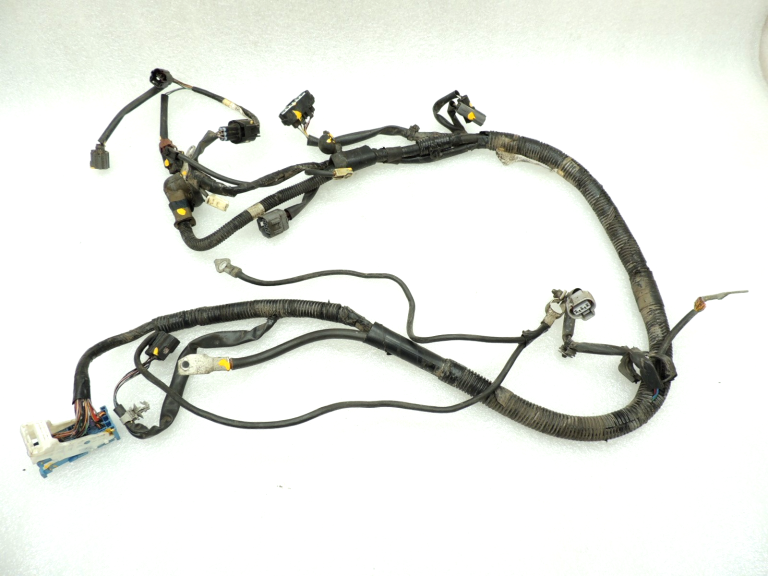 Mazda 5 CR19 2.0CD dīzeļdzinēja instalācija CC3067070D