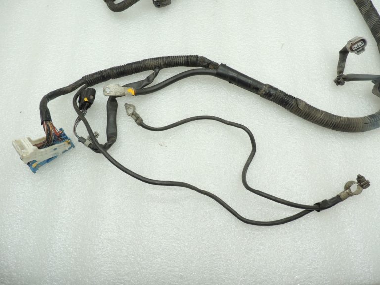 Mazda 5 CR19 2.0CD dīzeļdzinēja instalācija CC3067070D