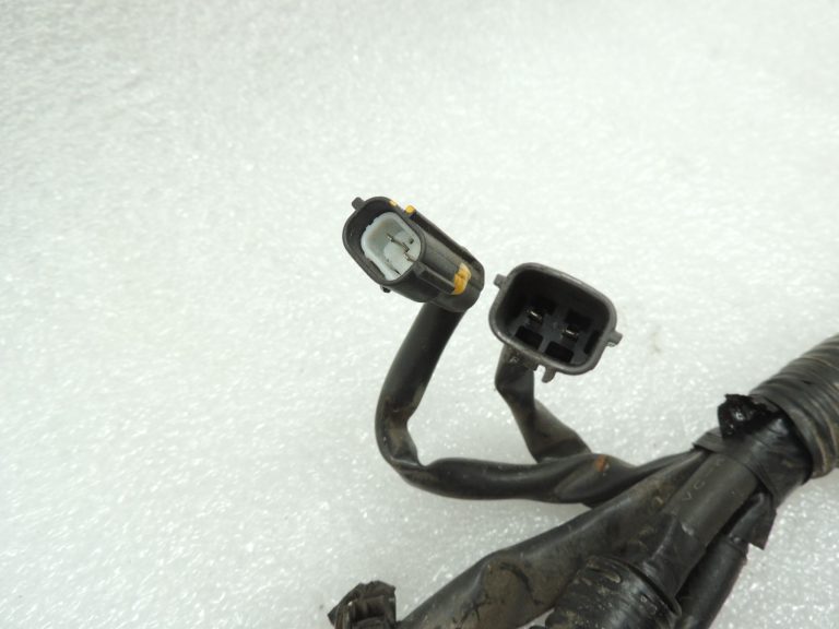 Mazda 5 CR19 2.0CD dīzeļdzinēja instalācija CC3067070D