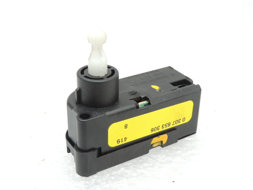 Оригинальные галогенные фары Opel с сервомотором Система выравнивания фар LWR