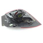 Mitsubishi Colt CZ3 3 durvju aizmugurējais lukturis aizmugurējais kreisais ārējais MR957365