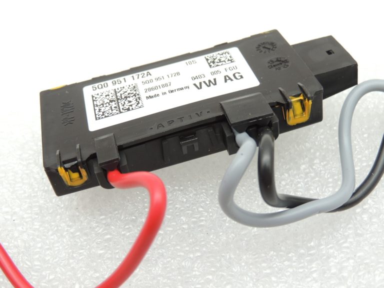 Seat Cupra Leon KL8 pretaizdzīšanas signalizācijas sensors ultraskaņas sensors 5Q0951172A