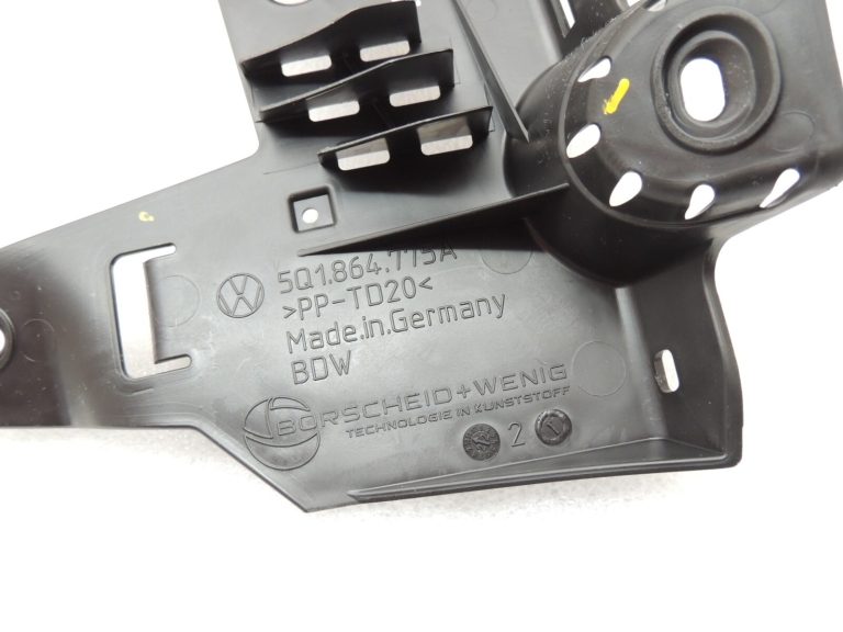 Seat Cupra Leon KL8 Kāju balsta kronšteins priekšējais kreisais 5Q1864775A
