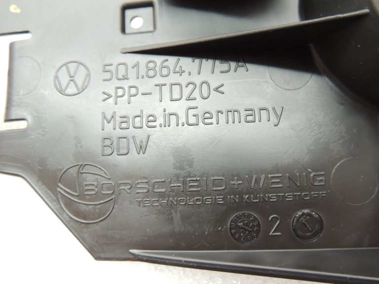 Seat Cupra Leon KL8 Kāju balsta kronšteins priekšējais kreisais 5Q1864775A