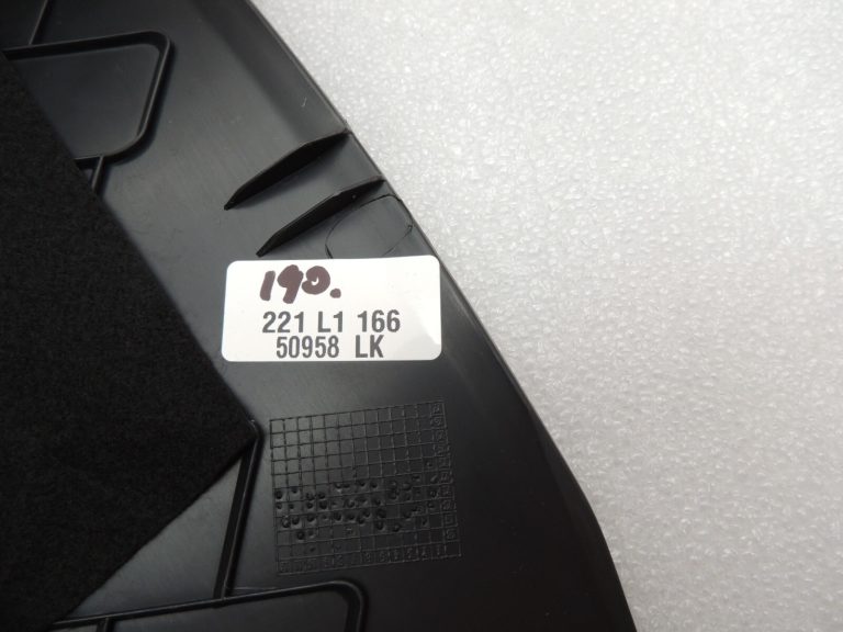 Seat Cupra Leon KL8 A-svārstgala apakšējā apdare kreisajā pusē 5FA8634834PK