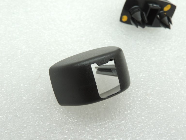 Cupra Leon KL8 Formentor saules aizsargu turētājs melns 4G0857562A4PK