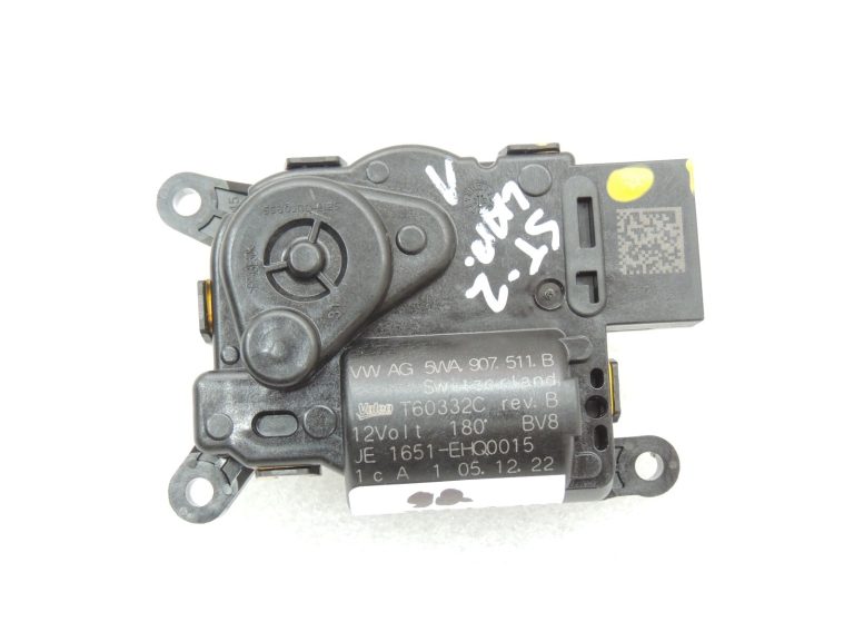 Seat Cupra Leon KL8 Formentor gaisa kondicioniera regulatora piedziņa labajā pusē 5Q0898511F